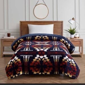 Pendleton Plush Southwestern Comforter in Navy, Rust & Cream
